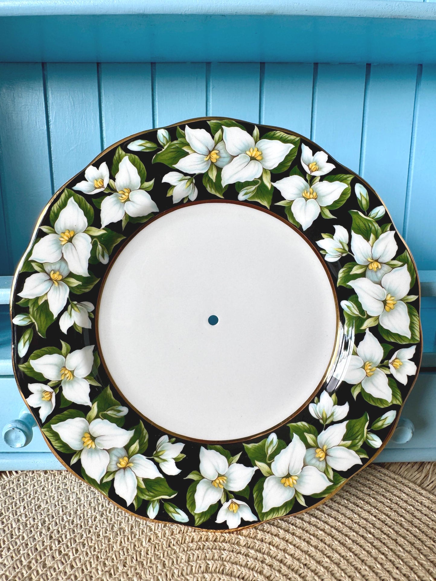 Vintage Royal Albert "Provincial Flowers" Trillium