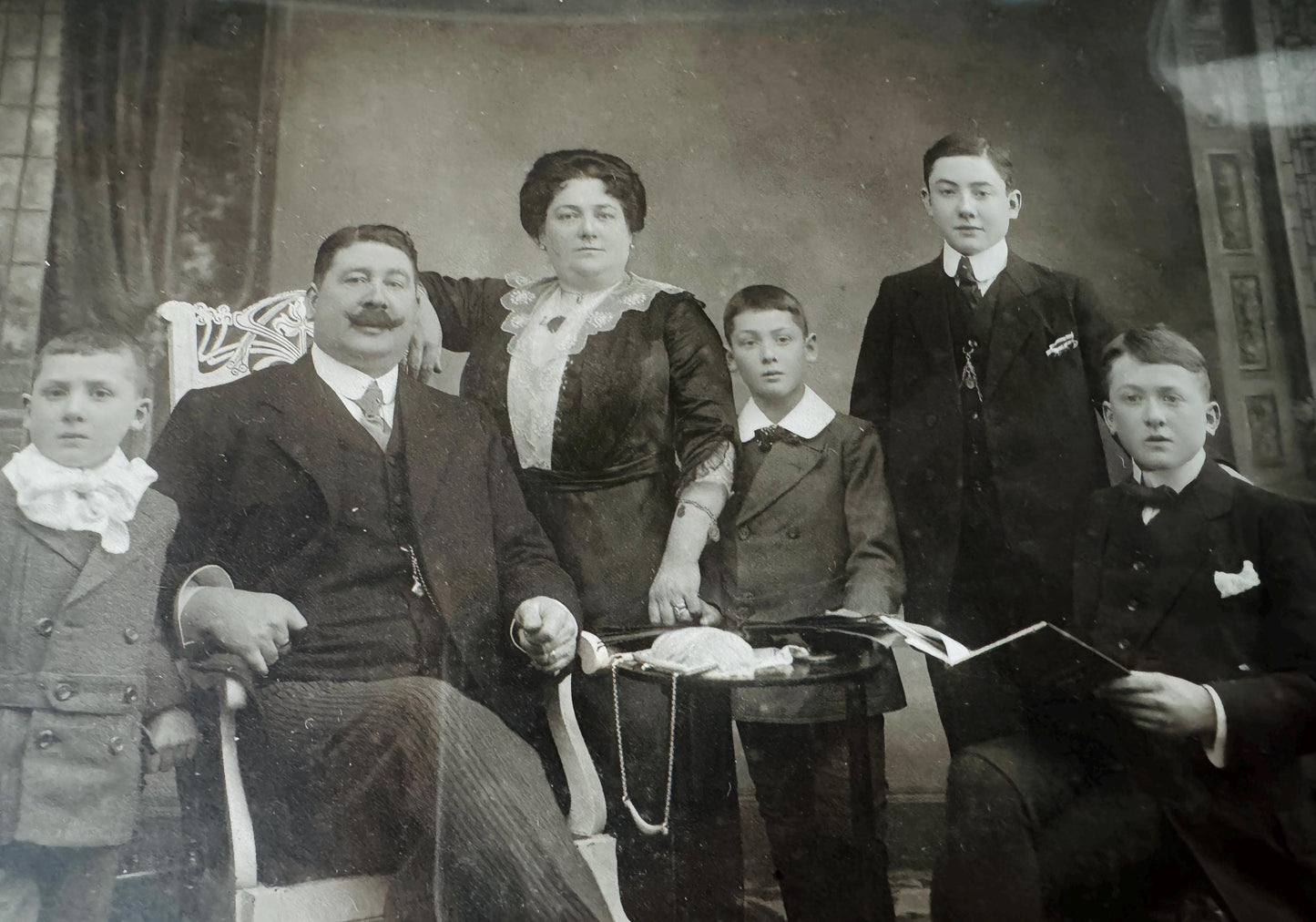 Antique Dutch Family Portrait c.1900–1915 | Framed Studio Ph