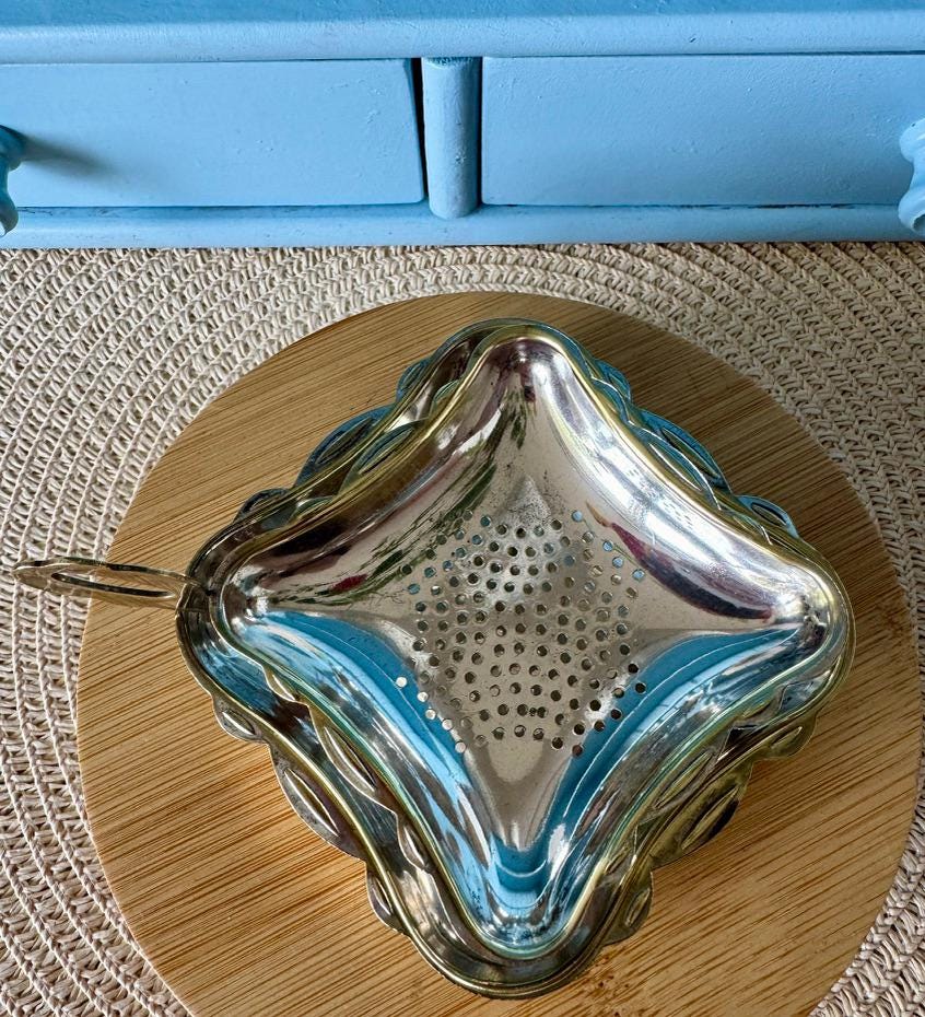 Antique Unmarked Silver Tone Tea Strainer Set