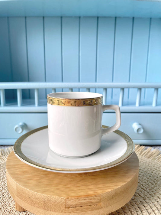 Vintage Heavy Gold Winterling Marktleuthen Bavaria TeaCup &